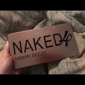 Naked 4 palette